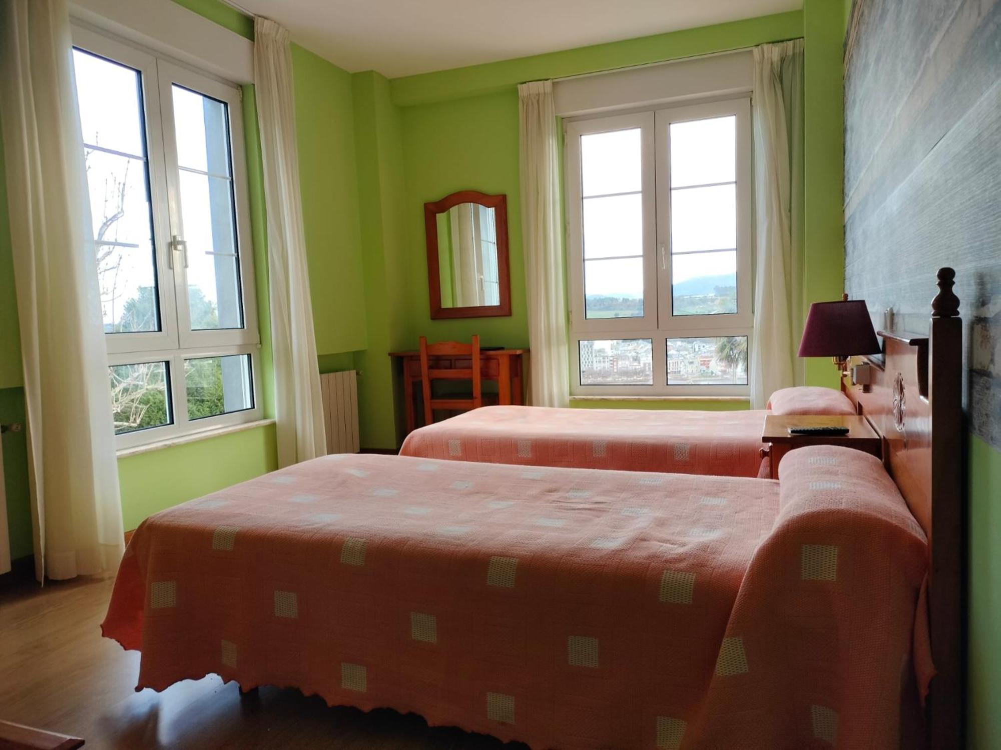 נאביה Hotel Capellan מראה חיצוני תמונה