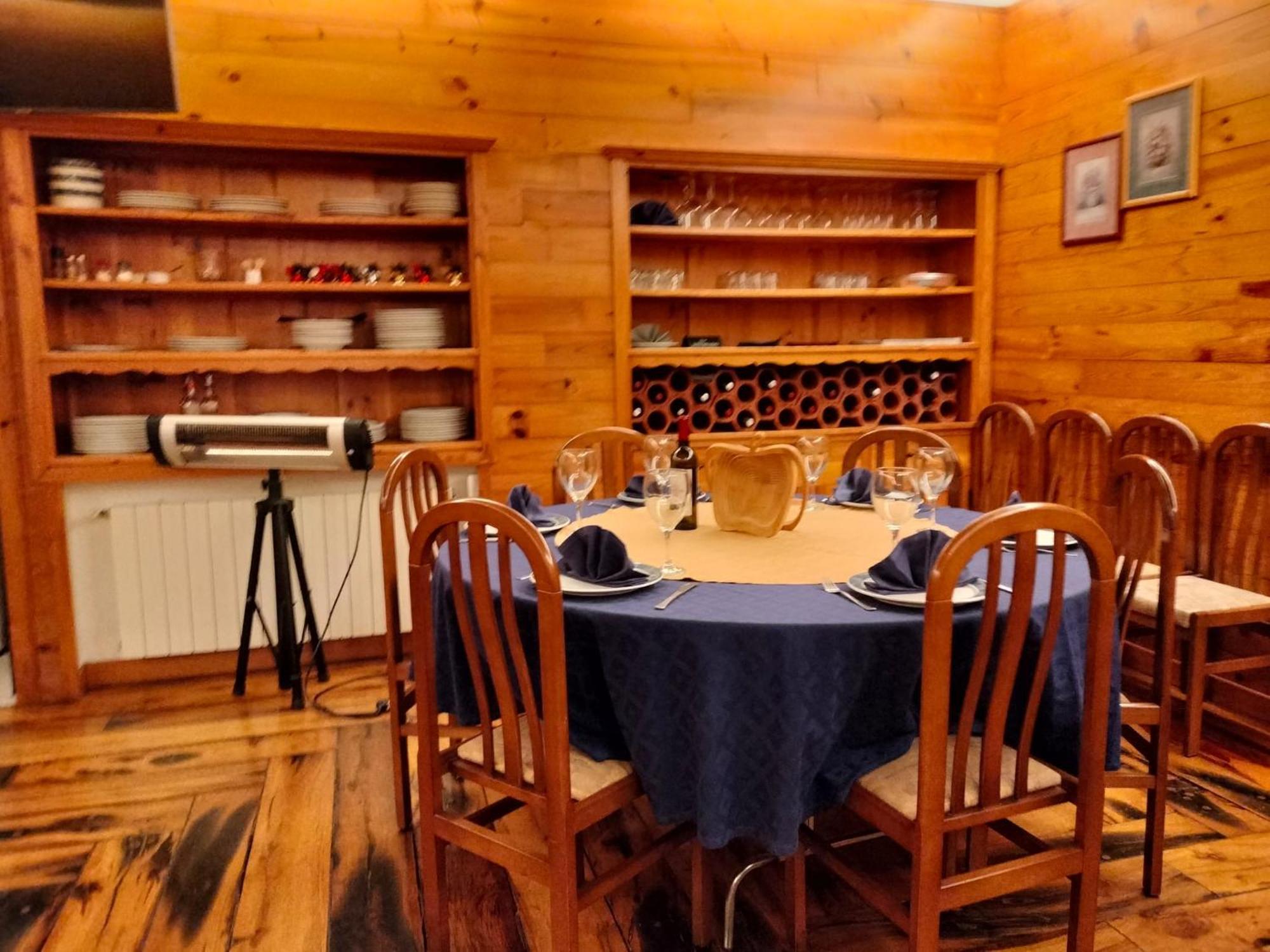 נאביה Hotel Capellan מראה חיצוני תמונה